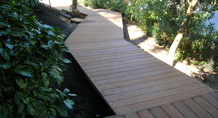 Plateau bois aménagements extérieurs