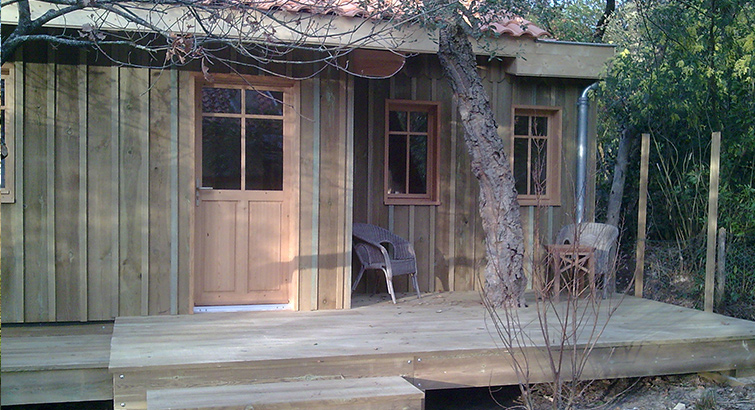Cabanon de jardin bois, abri bois, cuisine d'été
