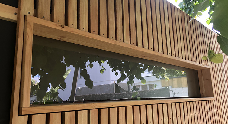 Cabane bardage liteaux à claire-voie