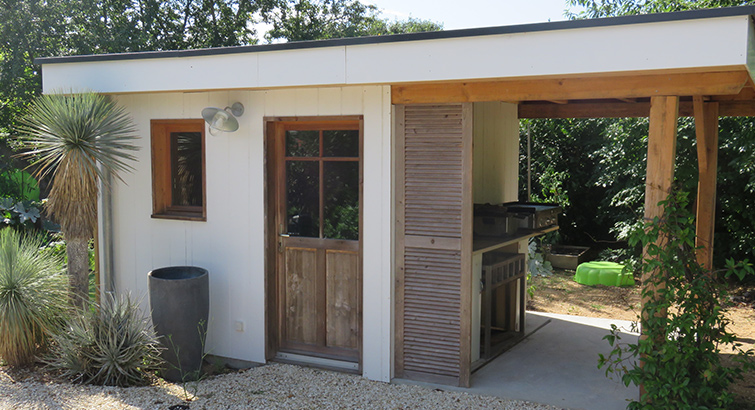 Pool house Bois cuisine d'été toiture terrasse EPDM