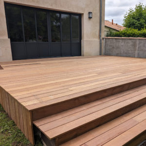 Terrasse bois escalier bois