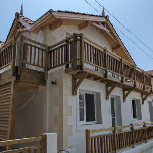 Garde-corps bois et balcon bois